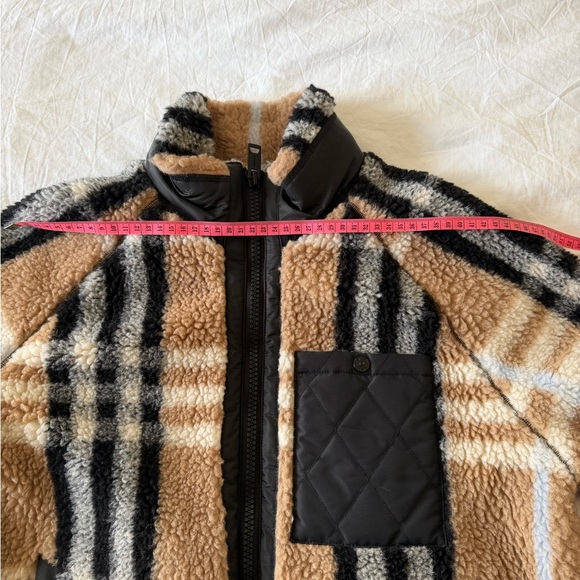 Burberry teddy jacket - Picture 8 of 12